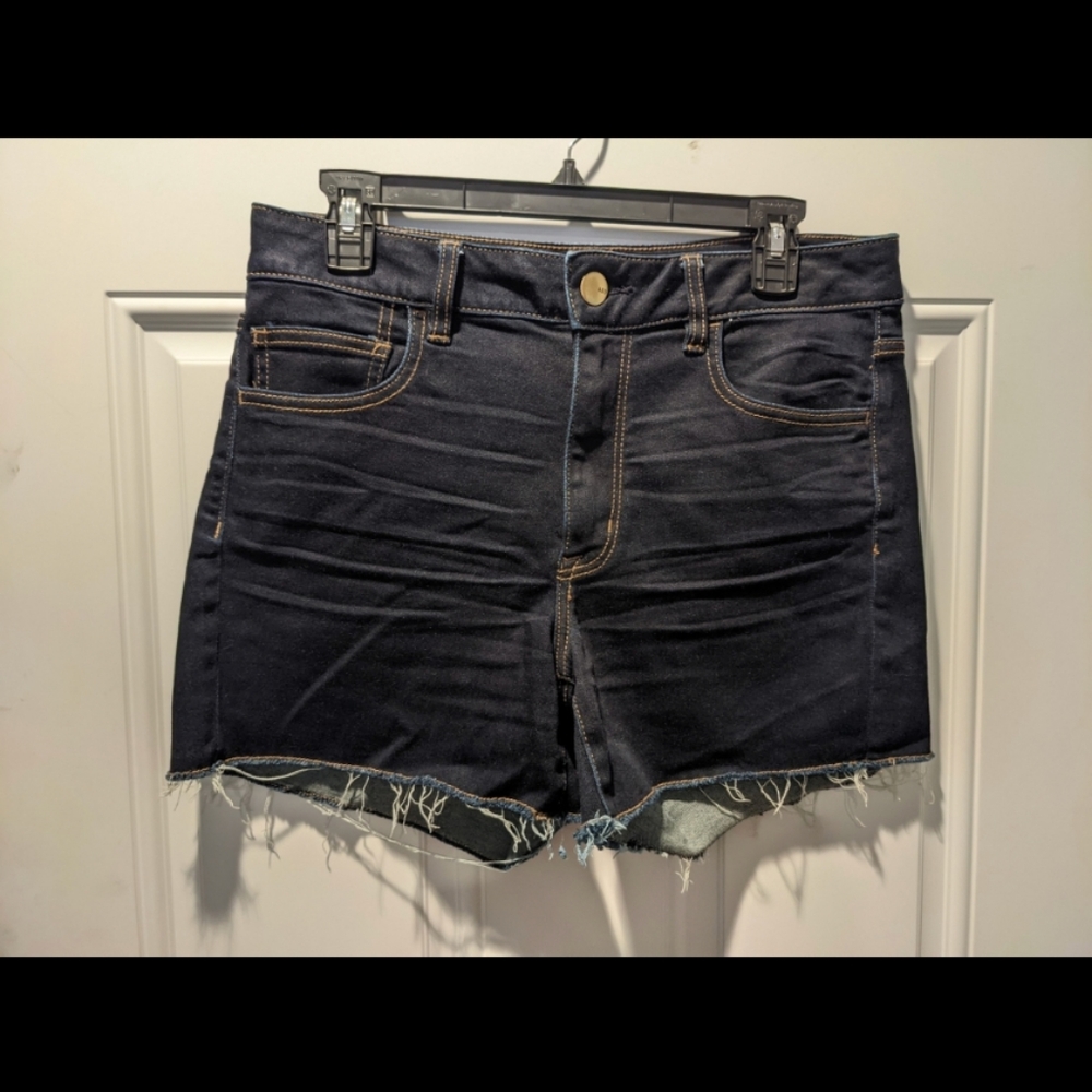 Super Soft & Stretchy Hi-Rise AEO Jean Shortie